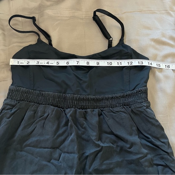 Lululemon Bliss Tank Top -Flowy- in Black Size 8 - Picture 13 of 14